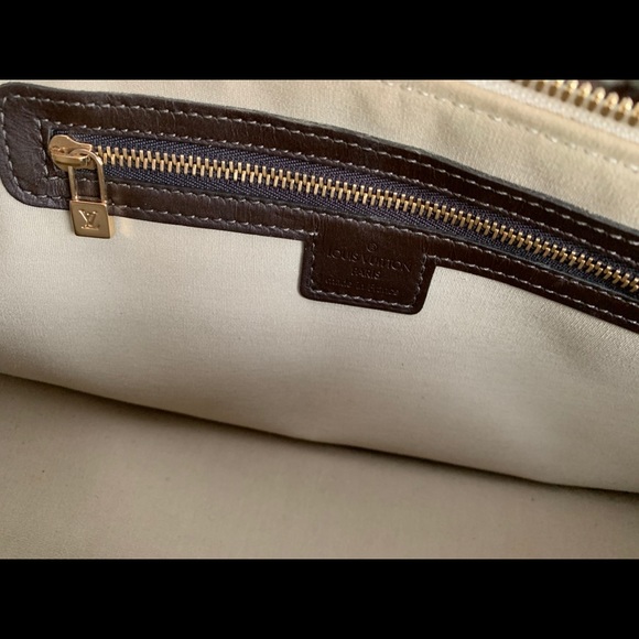 LOUIS VUITTON Monogram Canvas Horizontal Alma Bag - Picture 8 of 16